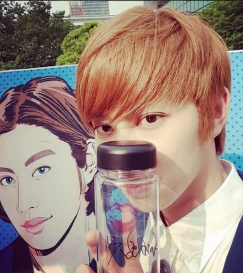 Heechul pun harus rela memotong pendek rambutnya. ©koreaboo.com