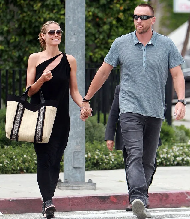 Heidi Klum @ dailymail.co.uk