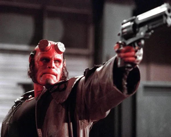 Adegan film HELLBOY | Foto: Collider