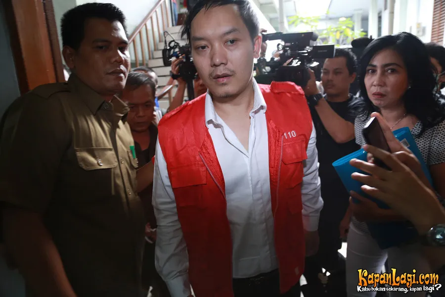 Hengky Kawilarang dihukum 11 bulan penjara oleh pengadilan. ©KapanLagi.com®