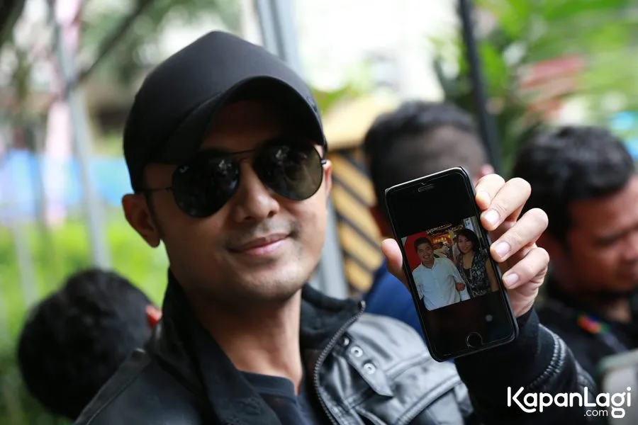 Hengky sementara larang Sonya lanjut kuliah © KapanLAgi.com®/Agus Apriyanto