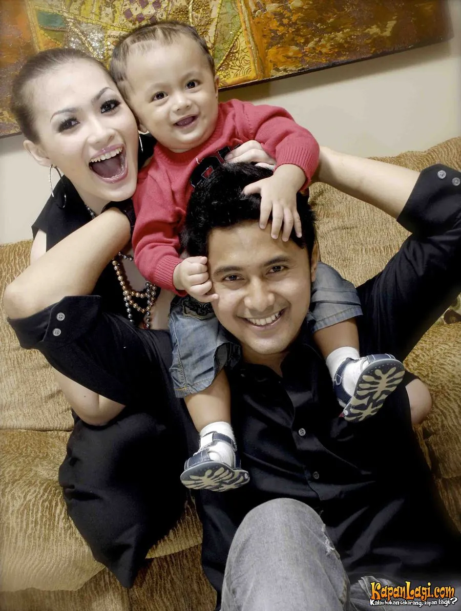 Saat Masih Bersama: Christy Jusung dan Hengky Kurniawan