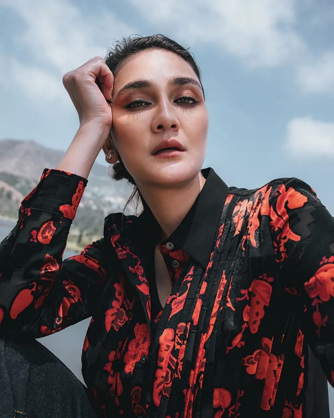 Luna Maya (Credit: instagram.com/herworldindonesia)