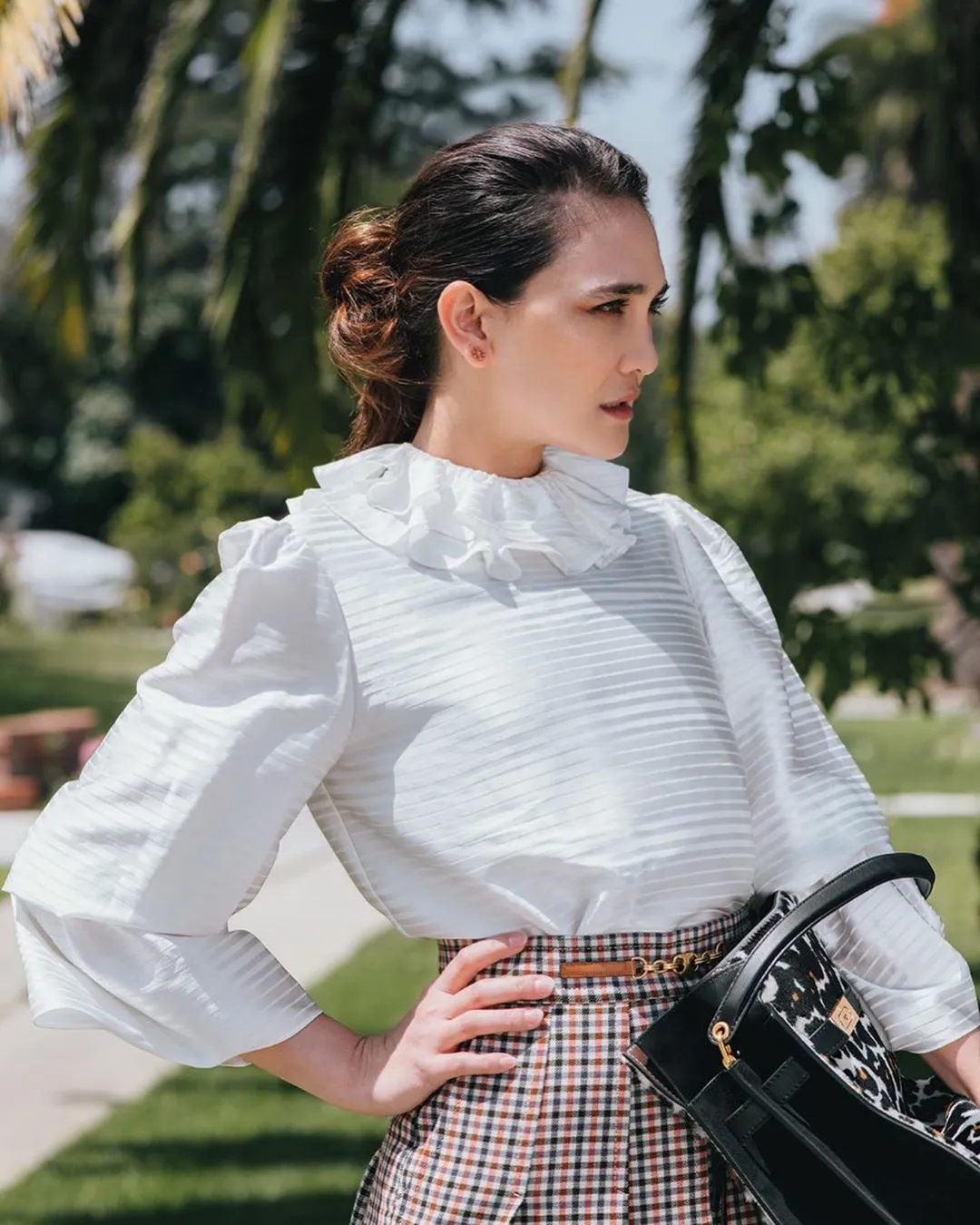 Luna Maya (Credit: instagram.com/herworldindonesia)