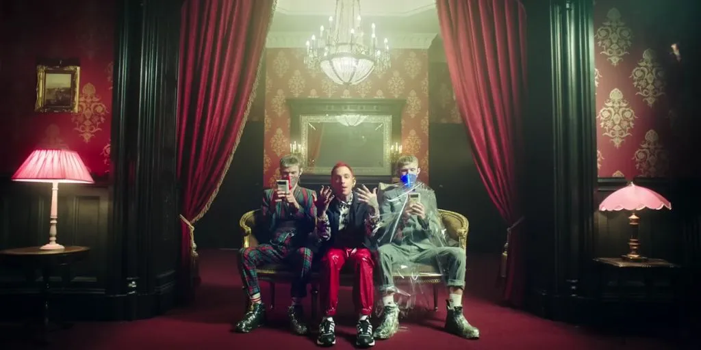 blackbear - hot girl bummer