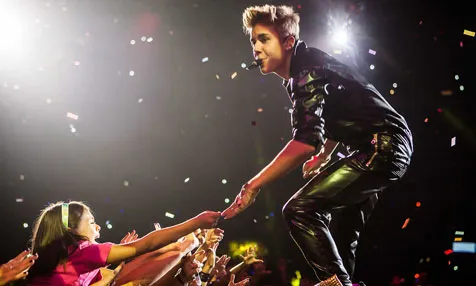 Aksi Justin Bieber di salah satu konsernya @foto: livenation.com