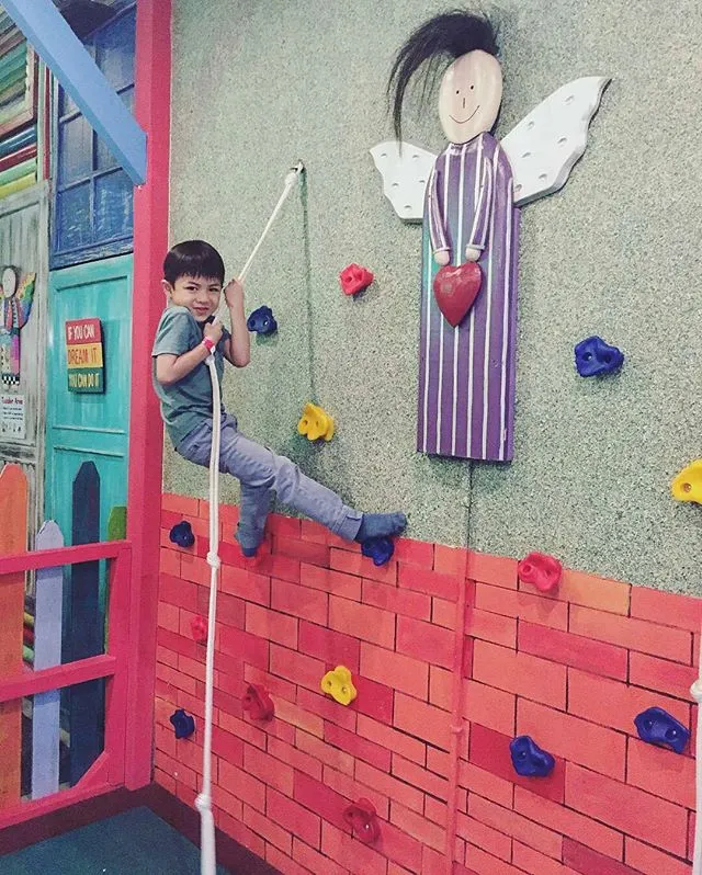 (c) instagram/hidenseekbali