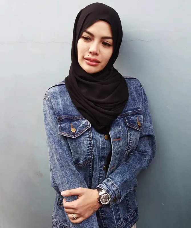 Nikita dapat hidayah lewat mimpi. © KapanLagi.com 