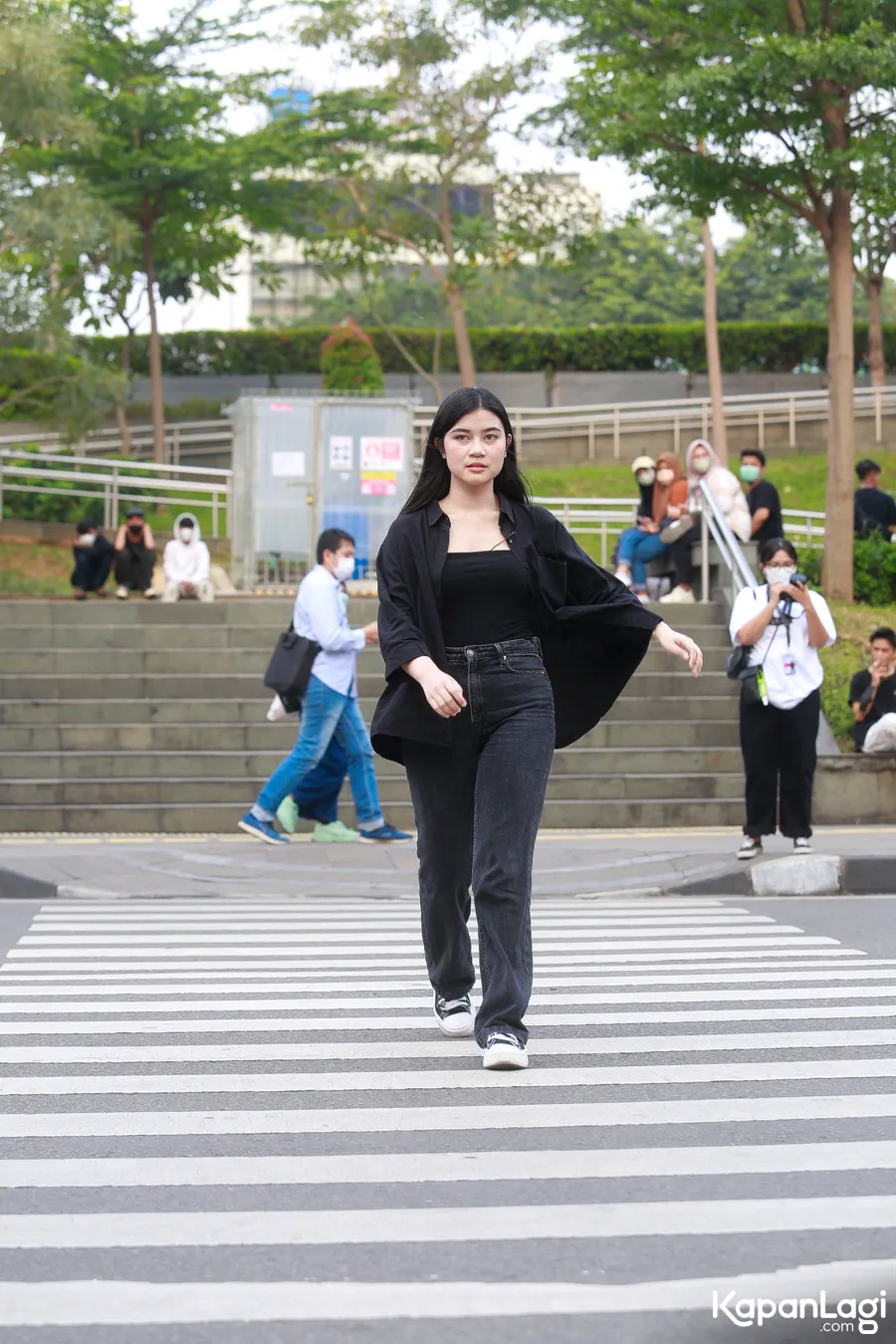 Remaja di Citayam Fashion Week - Muhammad Akrom Sukarya © KapanLagi.com