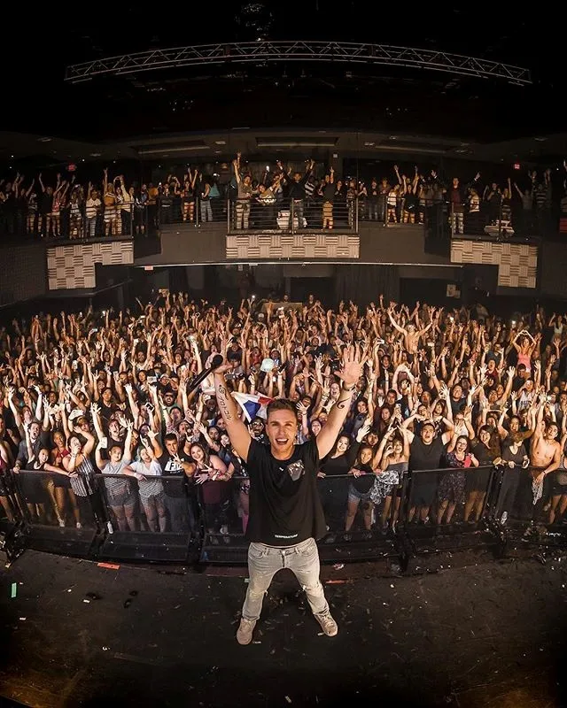 (c) instagram/nickyromero