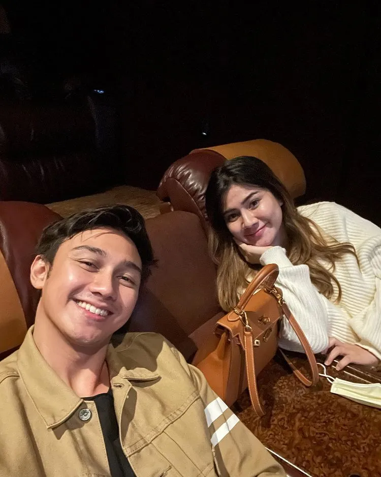 instagram.com/hitocaesar