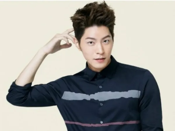 Hong Jong Hyun memilih Red Velvet sebagai girlband baru yang berbakat. ©soompi.com