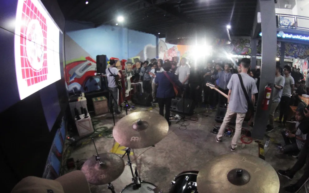 'NIRMANA' tawarkan musik rock yang fresh dan merupakan hasil eksperimen Hoolahoop © Hoolahoop