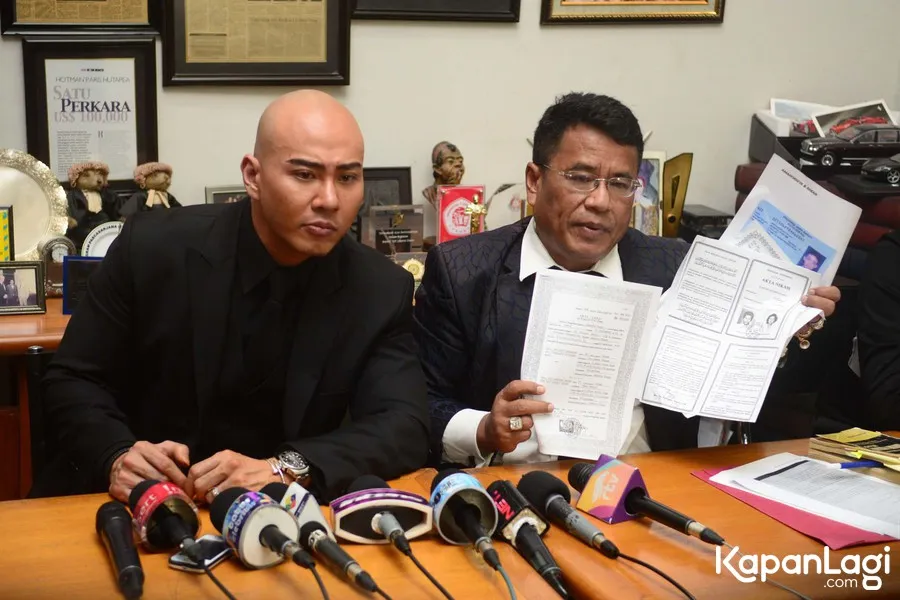 Deddy:"Saya ingatkan juga buat kuasa hukum Mario. Ati-ati juga dalam berbicara di sosmed,"/©KapanLagi.com®/Bayu Herdianto