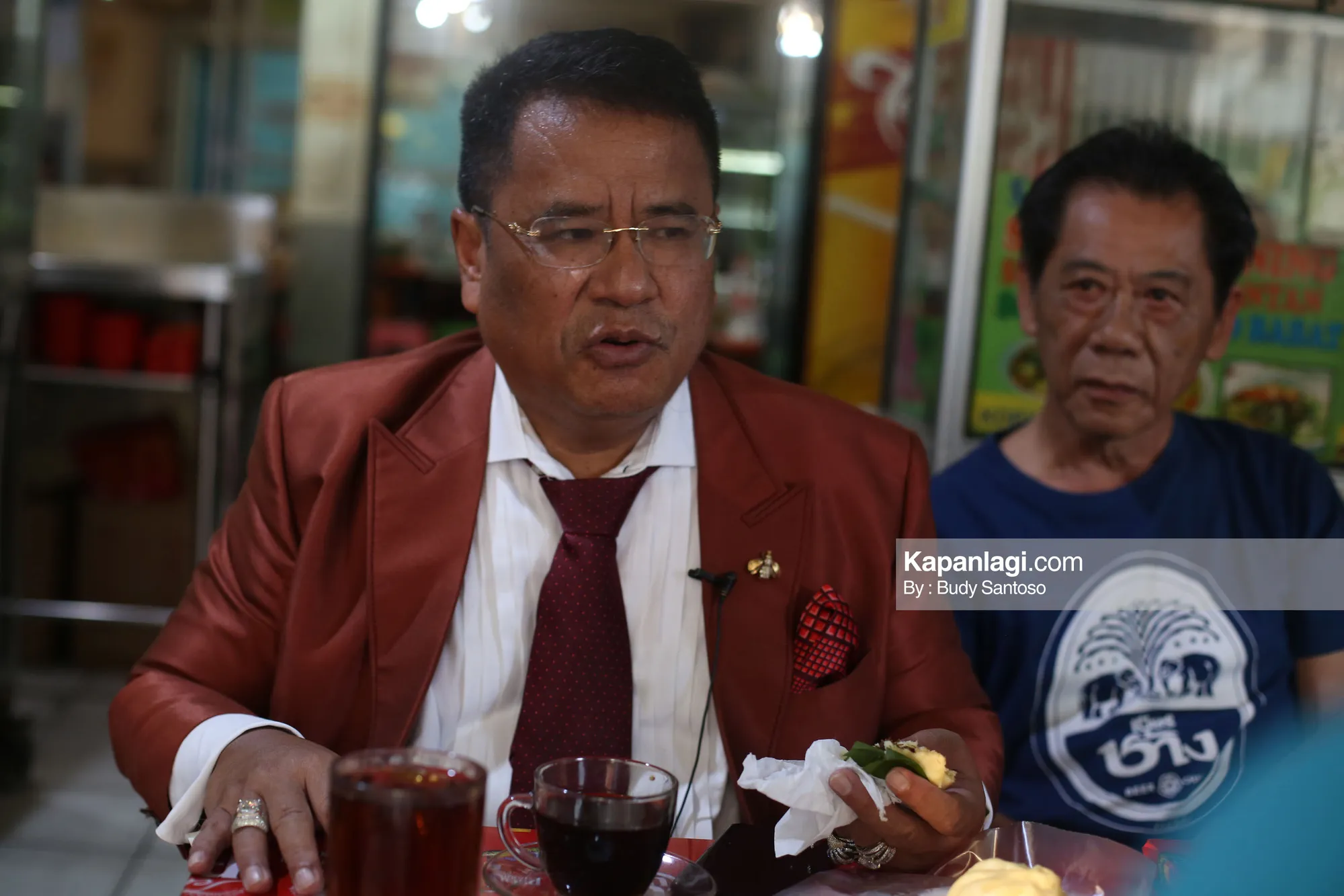 Penampakan Sang Asisten