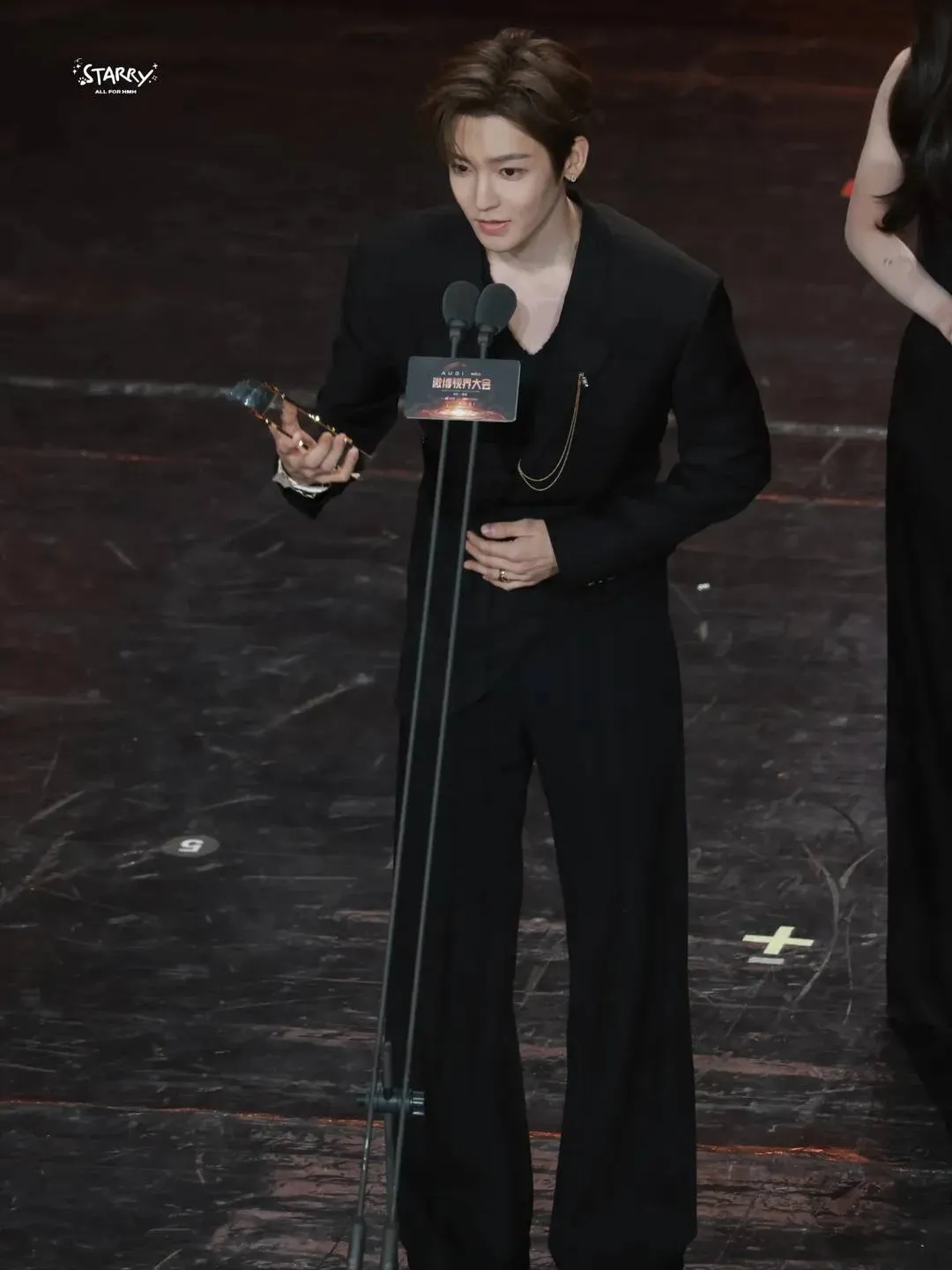 Hou Minghao - instagram.com/@houminghao_._