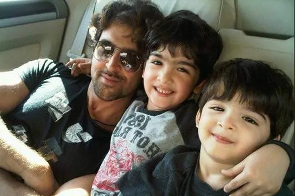 Hrithik Roshan ajak anak-anaknya ke Swiss. ©indiatimes.com