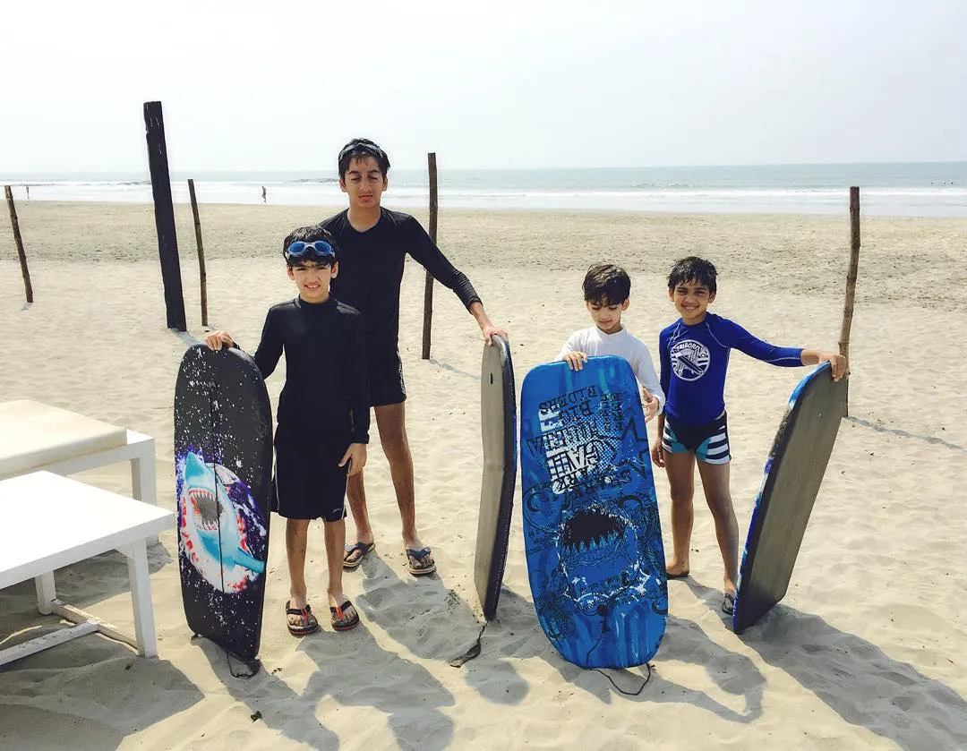 Ini dia potret Hreehan dan Hridhaan yang makin ganteng © Instagram.com/suzkr