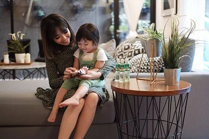 (credit : instagram.com/gisel_la)