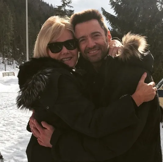 Meskipun sang istri tak bisa memberikannya keturunan, tapi Hugh Jackman tak berpaling kepada wanita lain dan memilih untuk tetap bersama sang istri © instagram.com/thehughjackman
