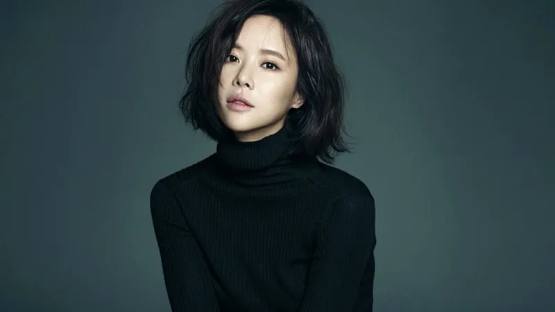 Hwang Jung Eum kemungkinan menolak tawaran comeback drama, demi fokus acara pernikahan bulan depan. © soompi.com