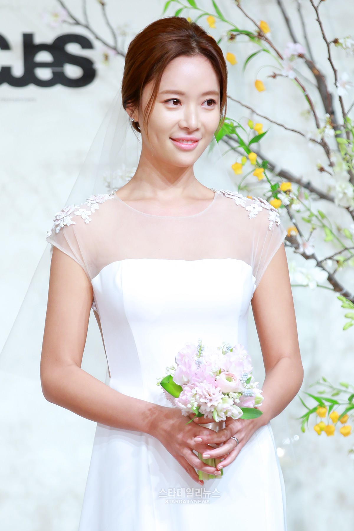 Happy Wedding! Hwang Jung Eum Akhirnya Resmi Menikah 