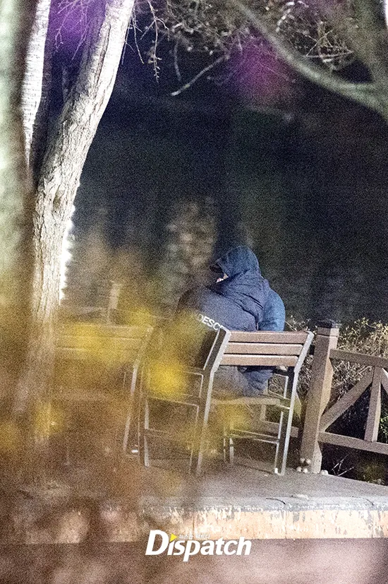 Hyeri dan Ryu Jun Yeol tertangkap kamera Dispatch saat kencan. © dispatch.co.kr