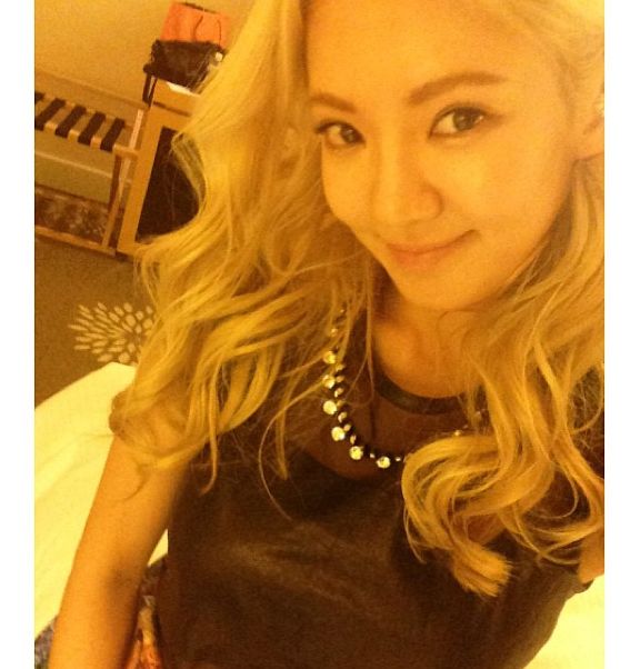 hyoyeon snsd berterima kasih ke fans di indonesia