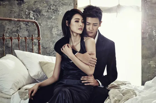 Hyungsik dan Kahi berpasangan di musikal. ©soompi
