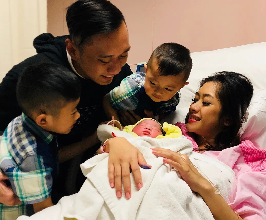 Aliya Rajasa istri dari Ibas Yudhoyono lahirkan ank ketiga. Credit: via instagram.com/ibasyudhoyono