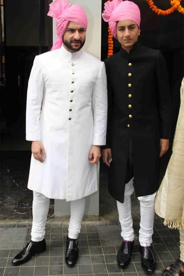 Saif Ali Khan ingin agar anaknya tak terlalu mengumbar urusan pribadi di medsos @www.saharasamay.com