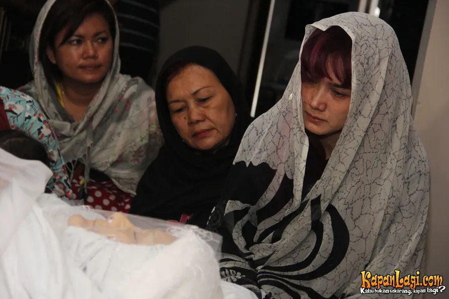 Ibunda Mulan meninggal akibat infeksi paru-paru