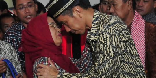 Ibu Jokowi: Semoga Film 'JOKOWI' Laris - KapanLagi.com