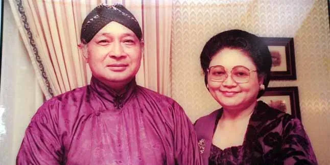 Pak Soeharto dan Ibu Tien: KapanLagi.com
