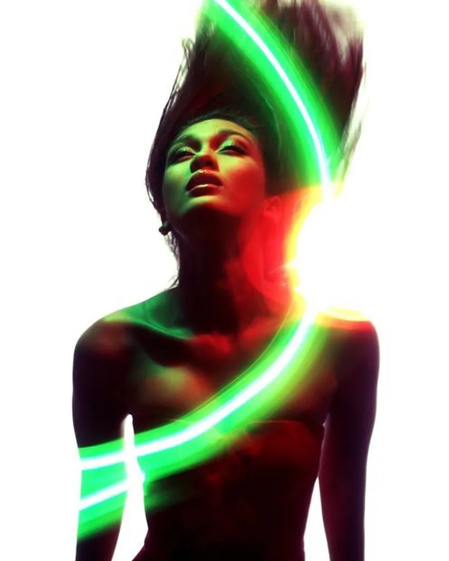 Luna Cantik Futuristik
