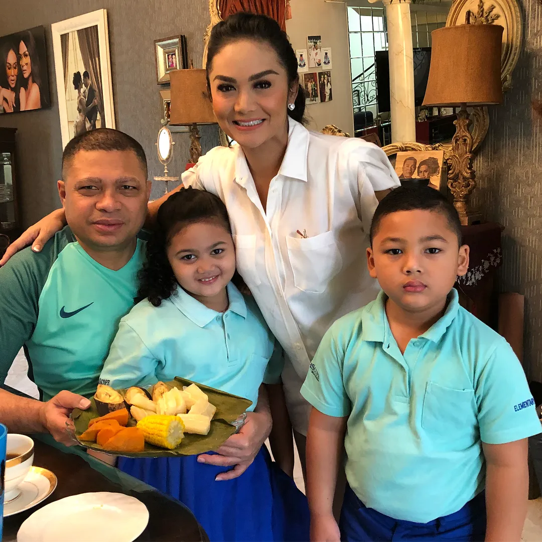 instagram.com/krisdayantilemos