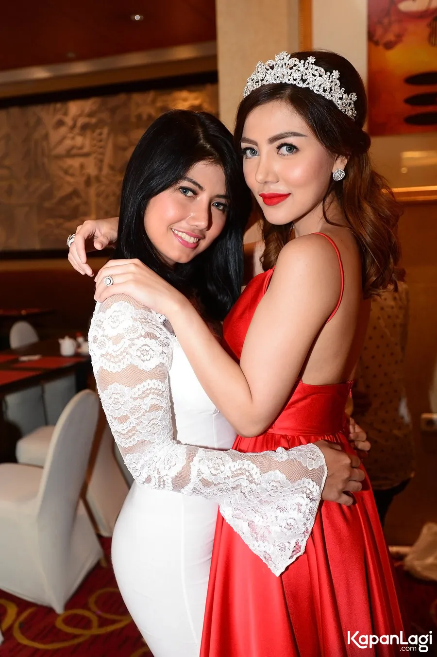 Adik Bella Shofie mengaku tak bisa lepas dari sang kakak. ©KapanLagi.com/Bambang E Ros