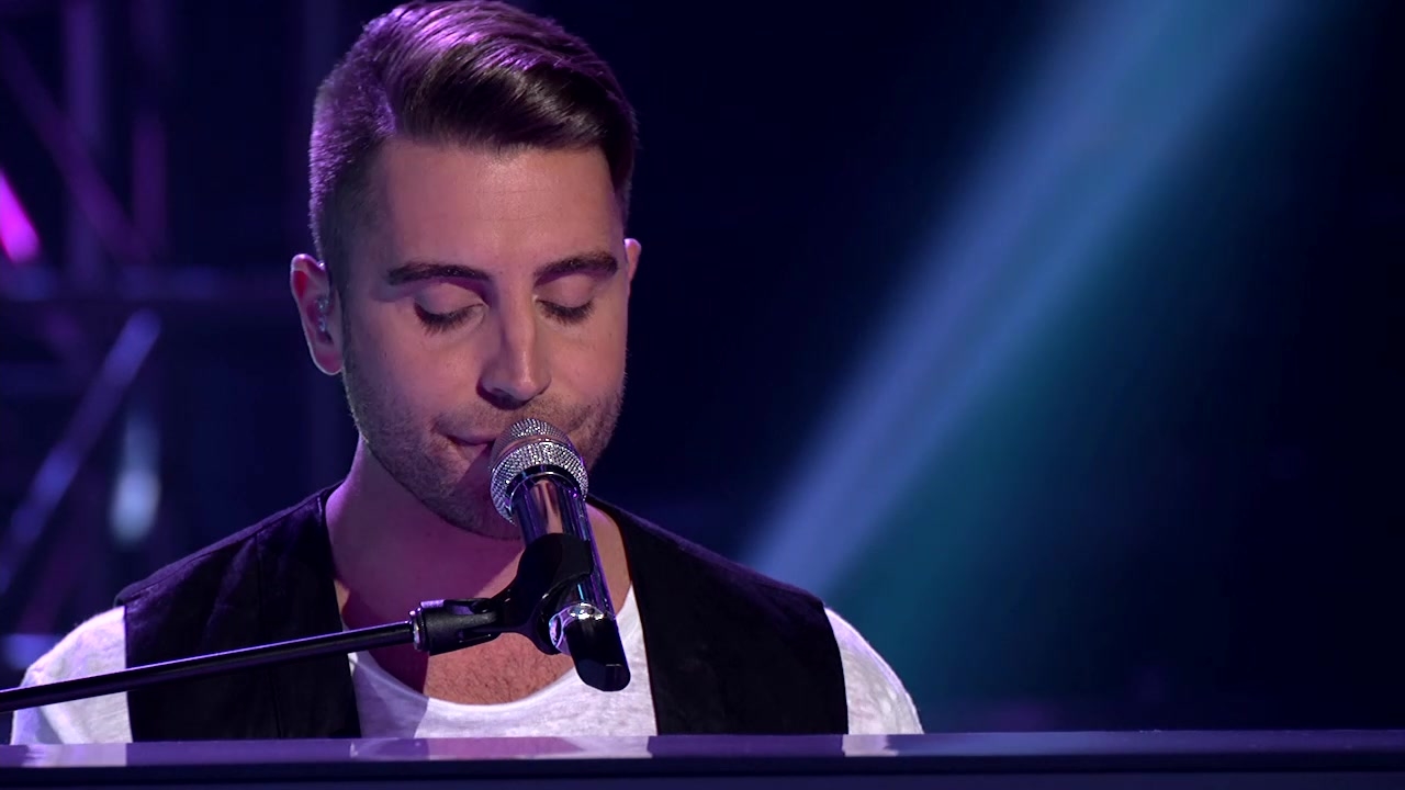 Nick Fradiani keluar sebagai juara Amercan idol @ Americanidol.com