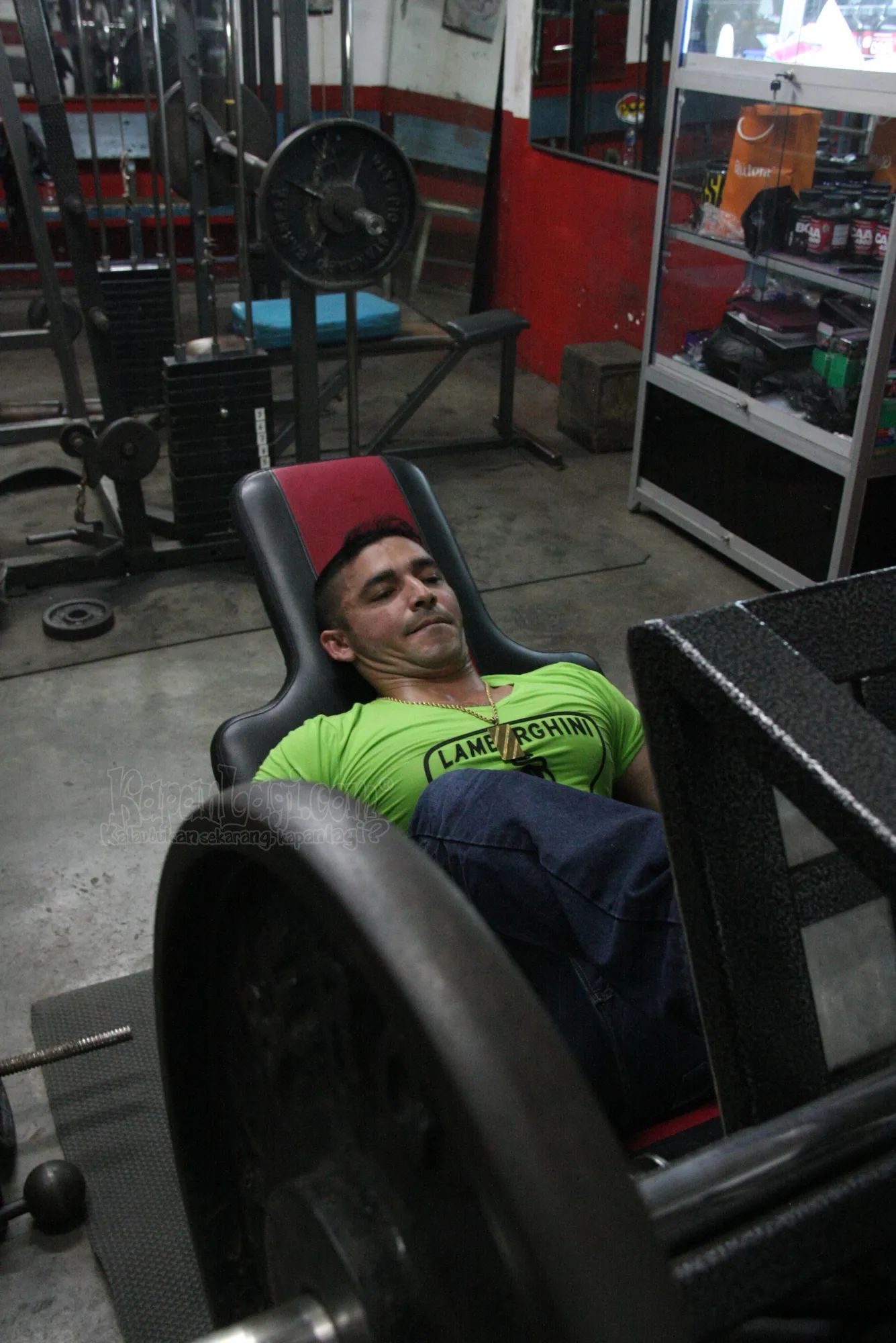 Fisik yang sempurna dan selalu sehat adalah kewajiban bodyguard foto: Fajar Adhityo