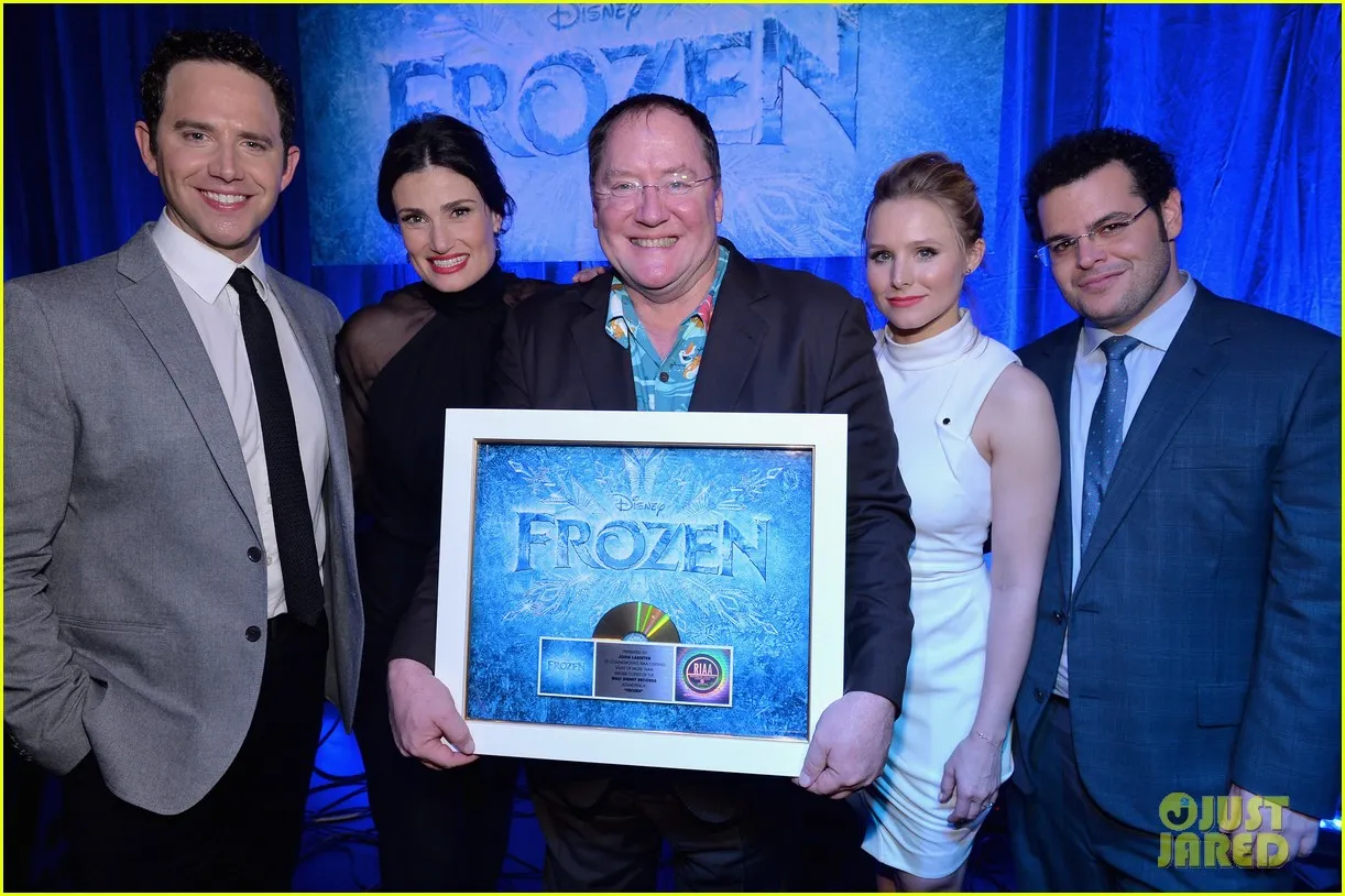 Para pengisi suara FROZEN/Justjared©