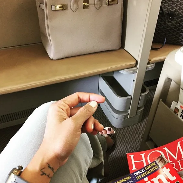Foto Anggun yang diduga ditiru Agnez Mo. Kebetulan atau.../©official Instagram Anggun C Sasmi
