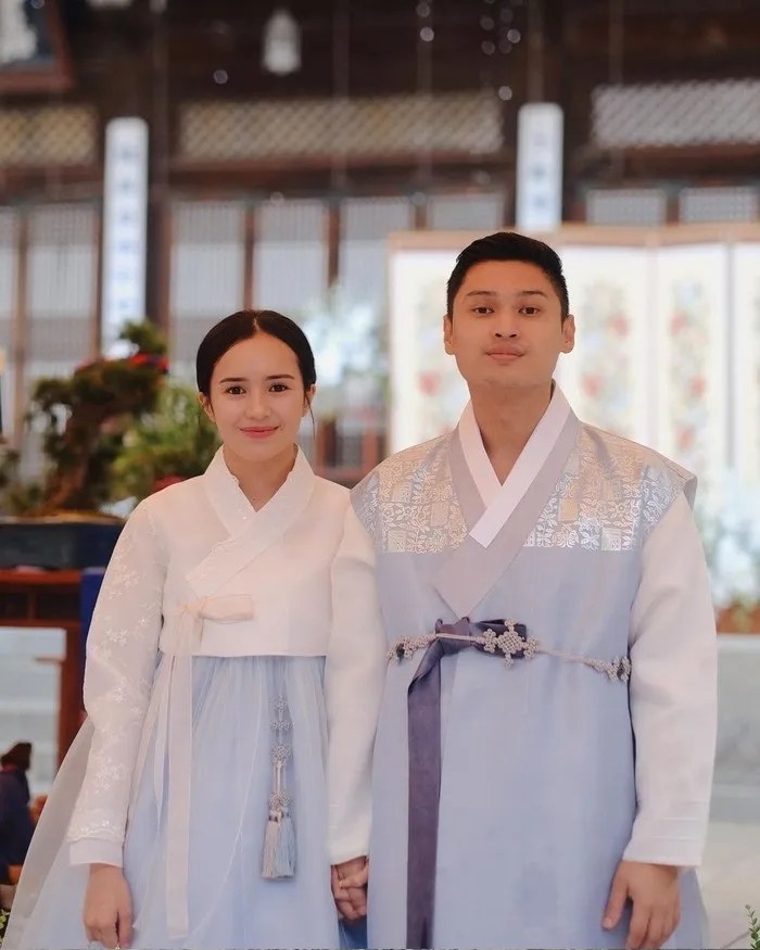Ke Korea Hadiri Ngunduh Mantu Kakak Ipar