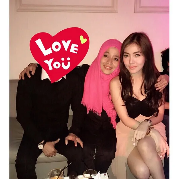 Bella Shofie pamer foto bareng pacar meski disamarkan wajahnya/©instagram.com/barbie_bellashofie