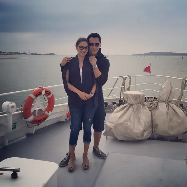 Donna dan Darius mesra di anjungan kapal pesiar mewah/©instagram.com/dagnesia