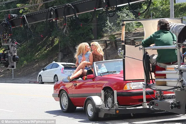 Britney Spears & Iggy Azalea © dailymail.com