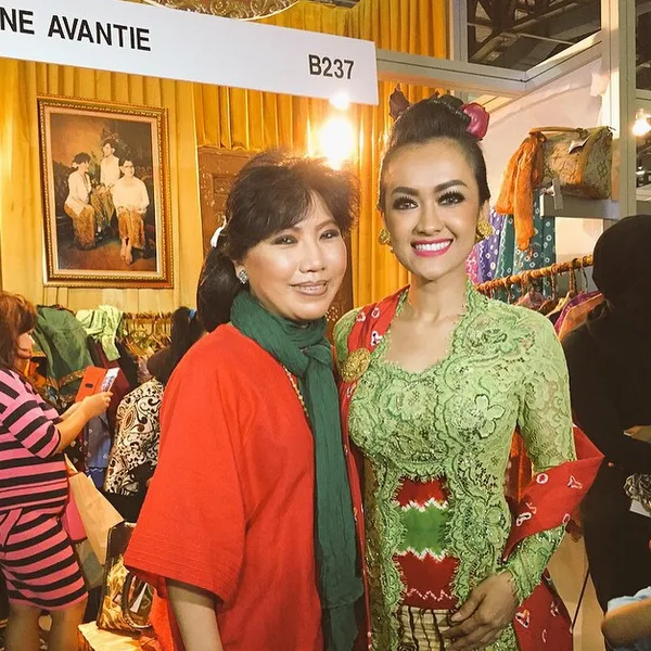 Julia Perez nampak cantik dalam balutan kebaya Anne Avantie/©instagram.com/juliaperezz