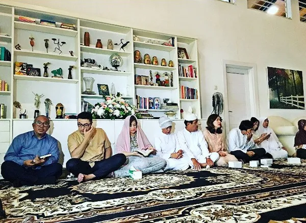 Cynthia Lamusu gelar pengajian syukuran 4 bulanannya/©instagram.com/cynthia_lamusu