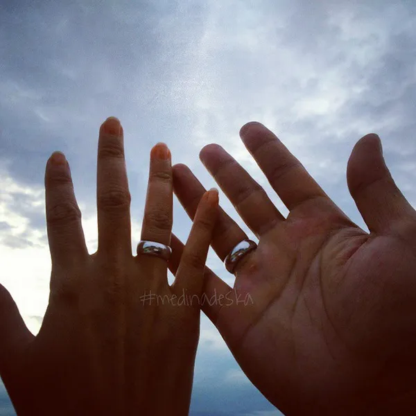 Medina Kamil unggah foto romantisnya saat honeymoon di Bali dengan suami/©instagram.com/medinakamil