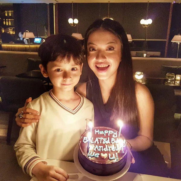 Kebersamaan Raline dan Kenzou membuat netizen bertanya-tanya soal kedekatan mereka/©instagram.com/mikelewis