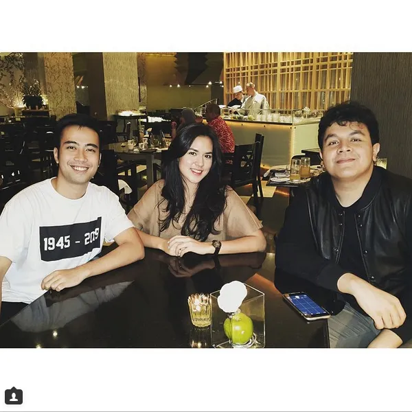 Raisa 'kencan' bareng Vidi Aldiano dan Tulus/©instagram.com/raisa6690